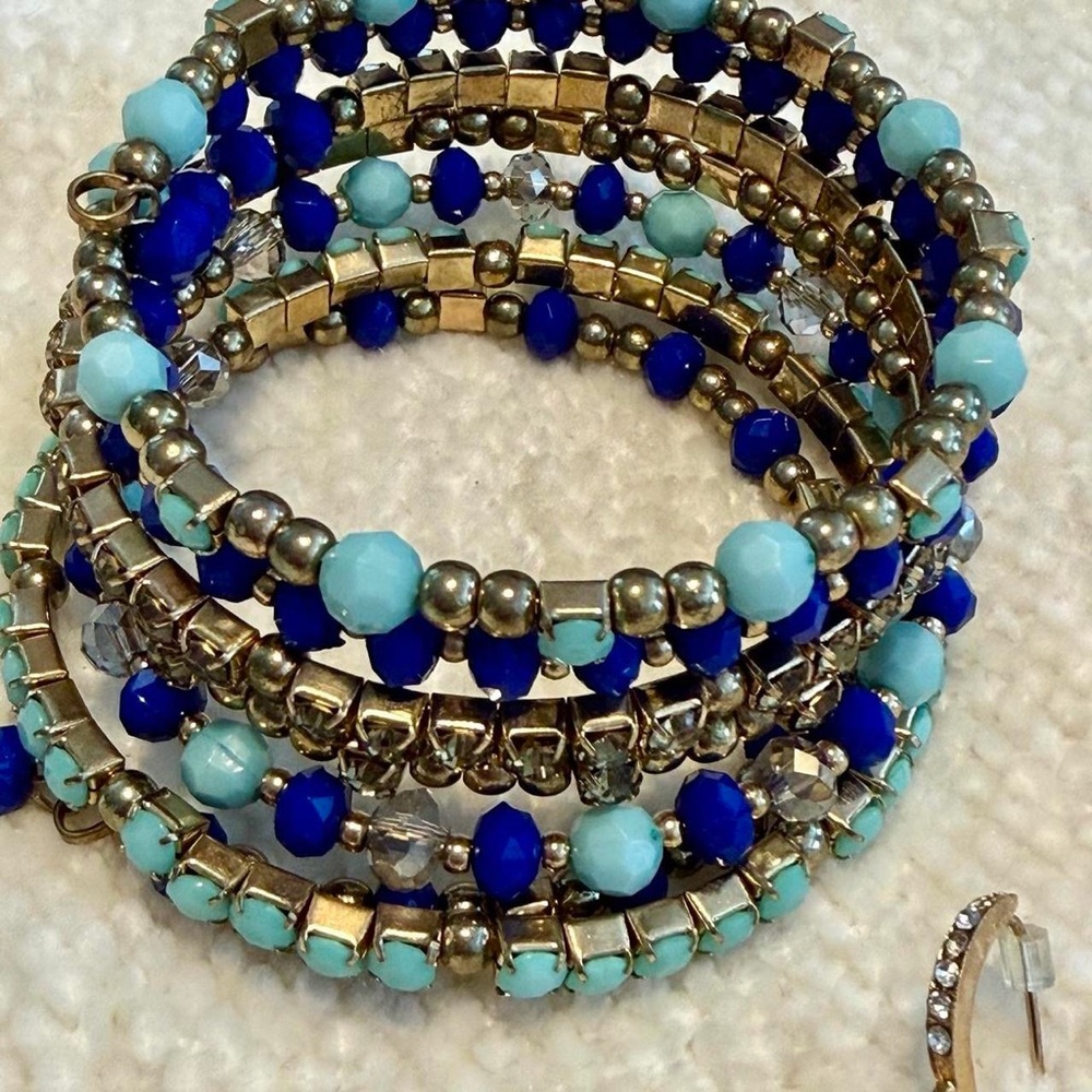 INC International Gold-Tone Blue/Turquoise Beaded Bracelet and Hoop Earrings Set - Picture 3 of 3